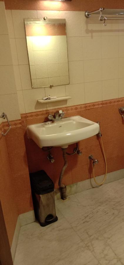 Hotel Aston 加尔各答 外观 照片